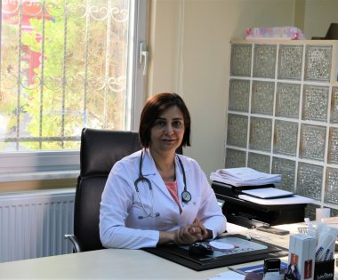 Dr. Rüveyda Karayer